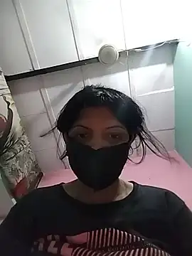 Snapshot of Hotty-Divya chatting on May 29, 2:53 am Hotty-Divya online show from May 29, 2:53 am
