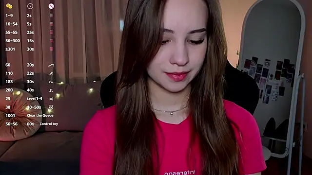 Snapshot of Alice_loft chatting on October 22, 2:23 am Alice loft online show from October 22, 2:23 am