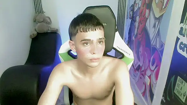 Snapshot of zacariasss_ chatting on December 3, 4:36 am zacariasss online show from December 3, 4:36 am