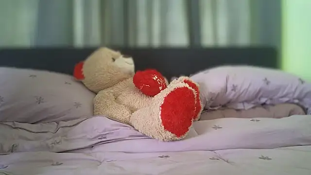 longislandprincess online show from April 4, 3:42 pm