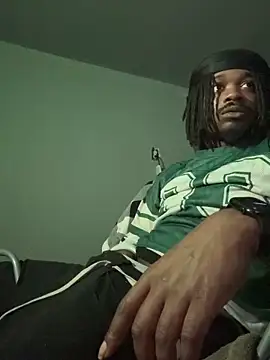 Snapshot of SluttyLyfe4L chatting on February 25, 3:49 am SluttyLyfe4L online show from February 25, 3:49 am