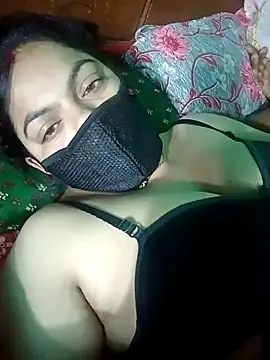 Snapshot of Lustyful_Couple chatting on January 24, 10:41 pm Lustyful Couple online show from January 24, 10:41 pm