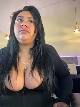 Snapshot of _Dulcinea_1 chatting on May 7, 3:45 am Dulcinea 1 online show from May 7, 3:45 am