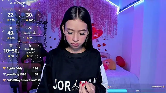 cat kitty18  online show from February 15, 7:50 pm