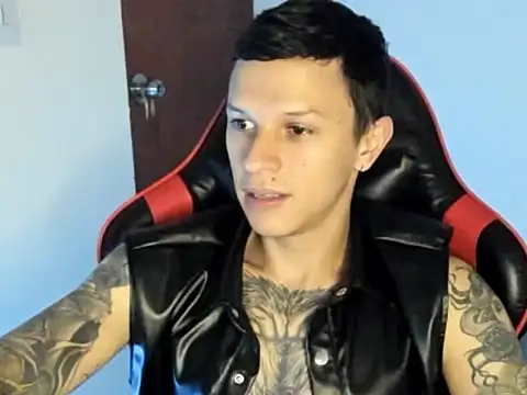 goodboy69l online show from May 20, 12:39 am