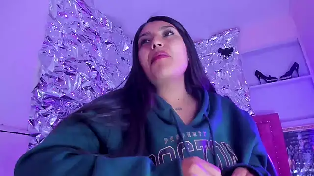 SarahStones online show from November 29, 7:22 am