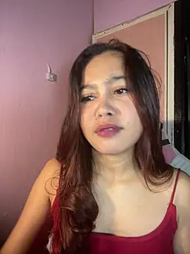 Snapshot of ursweet_babygirl chatting on April 21, 4:34 pm ursweet babygirl online show from April 21, 4:34 pm