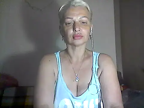 Snapshot of MaryJane441 chatting on July 7, 7:56 am MaryJane441 online show from July 7, 7:56 am