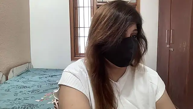 Snapshot of sassypooja chatting on May 9, 6:29 am sassypooja online show from May 9, 6:29 am