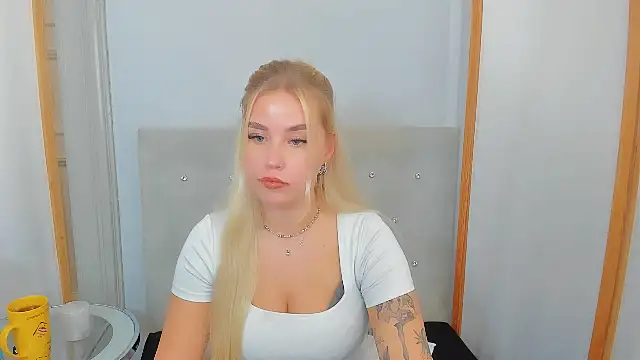 KristyHoney online show from March 3, 9:44 am