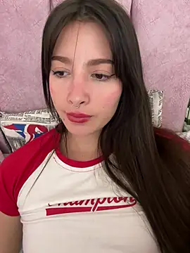 Snapshot of annaharper- chatting on December 20, 7:22 am annaharper- online show from December 20, 7:22 am