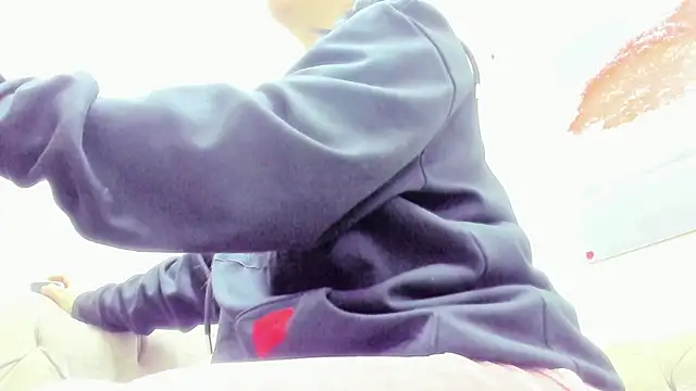 Snapshot of fer_dz chatting on January 3, 11:57 am fer dz online show from January 3, 11:57 am