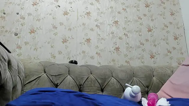 Snapshot of fer_dz chatting on January 14, 12:03 pm fer dz online show from January 14, 12:03 pm