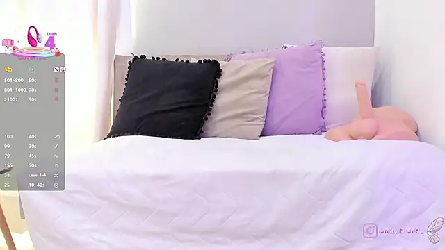  EmilyJireh  online show from February 26, 7:24 pm