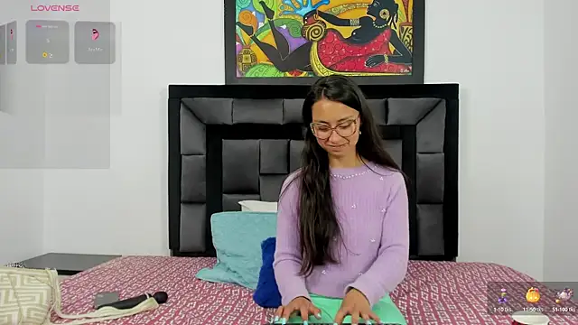 Snapshot of tatiana_valencia chatting on January 4, 12:59 pm tatiana valencia online show from January 4, 12:59 pm