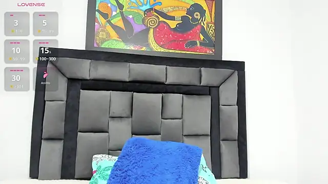 Snapshot of tatiana_valencia chatting on January 24, 12:10 pm tatiana valencia online show from January 24, 12:10 pm