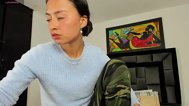 Snapshot of tatiana_valencia chatting on February 4, 6:27 pm tatiana valencia online show from February 4, 6:27 pm