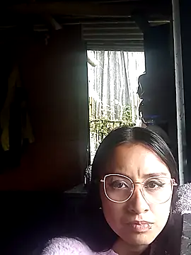 Snapshot of tatiana_valencia chatting on March 18, 7:42 pm tatiana valencia online show from March 18, 7:42 pm