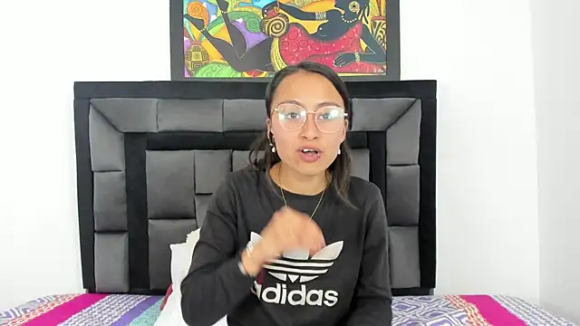 Snapshot of tatiana_valencia chatting on March 19, 6:12 pm tatiana valencia online show from March 19, 6:12 pm