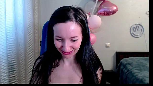 Snapshot of RailyMellow chatting on February 8, 10:07 am RailyMellow online show from February 8, 10:07 am