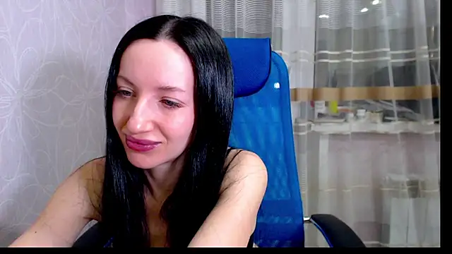 Snapshot of RailyMellow chatting on February 22, 6:41 pm RailyMellow online show from February 22, 6:41 pm