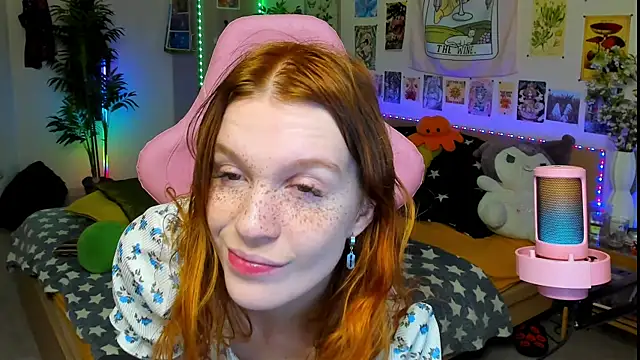 Snapshot of Sunny_Elly chatting on January 17, 8:08 am Sunny Elly online show from January 17, 8:08 am