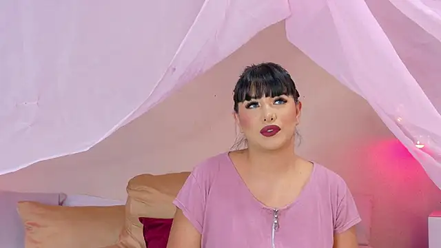 Snapshot of Alexa_Miss chatting on March 12, 8:10 pm Alexa Miss online show from March 12, 8:10 pm