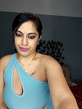 Snapshot of Sasha_fierceXXX chatting on April 25, 9:01 pm Sasha fierceXXX online show from April 25, 9:01 pm