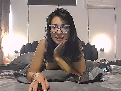 Snapshot of RubyBe10 chatting on October 31, 12:17 pm RubyBe10 online show from October 31, 12:17 pm