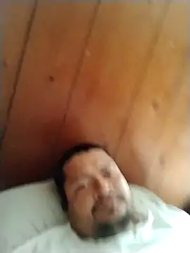 rober245 online show from October 18, 6:52 pm