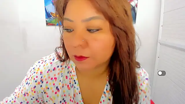 Snapshot of victoria_love89 chatting on May 8, 2:28 am victoria love89 online show from May 8, 2:28 am