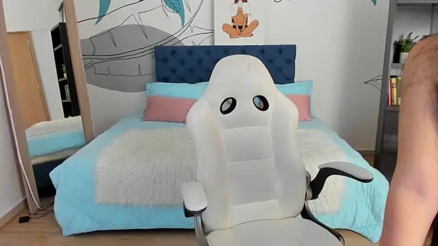 zoe turnner 18 online show from September 21, 7:37 pm