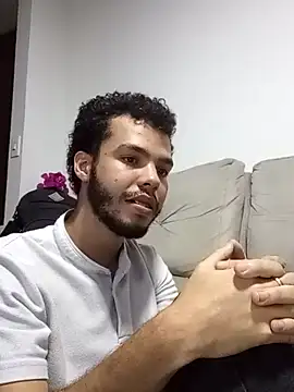 AleCam69 online show from October 21, 10:54 pm