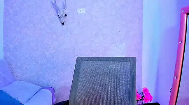 AliciaChelios online show from December 31, 5:11 am