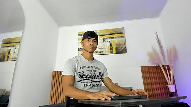 zander 2120 online show from November 14, 1:21 pm