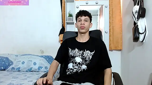 jeff ross online show from December 4, 7:01 pm