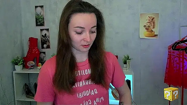 Snapshot of _Barbie_Kiss_ chatting on April 25, 10:18 am Barbie Kiss online show from April 25, 10:18 am