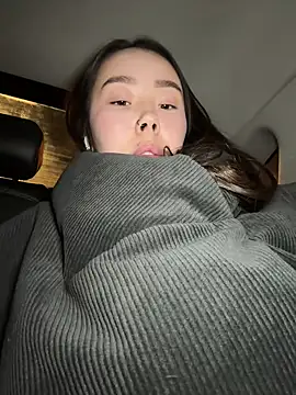 Asian Asami online show from January 5, 5:20 pm