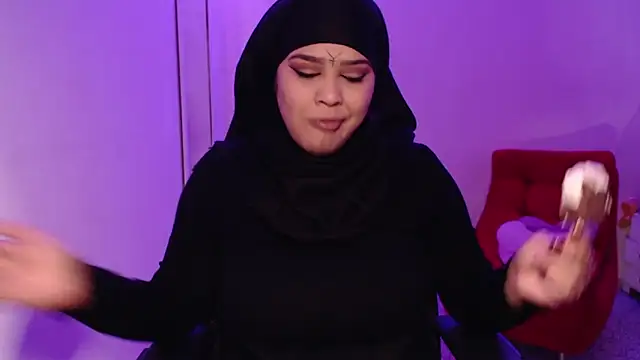 VenussTits97 online show from April 2, 10:29 pm