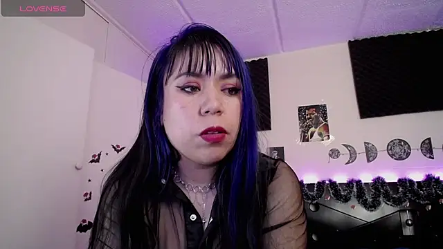 Snapshot of _dhalia1_ chatting on December 20, 10:22 pm dhalia1 online show from December 20, 10:22 pm