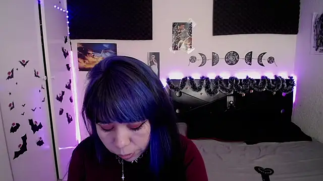 Snapshot of _dhalia1_ chatting on December 30, 8:25 pm dhalia1 online show from December 30, 8:25 pm