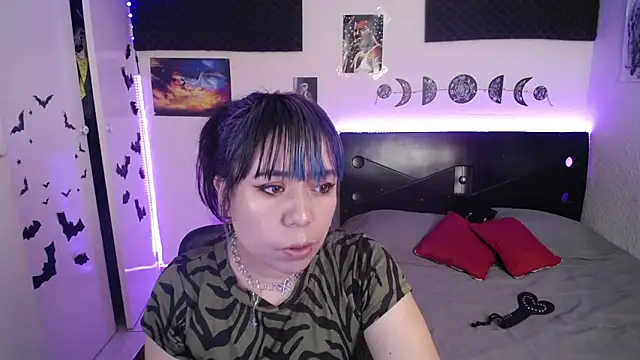 Snapshot of _dhalia1_ chatting on January 20, 8:18 pm dhalia1 online show from January 20, 8:18 pm
