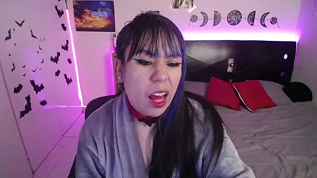 Snapshot of _dhalia1_ chatting on January 21, 8:21 pm dhalia1 online show from January 21, 8:21 pm