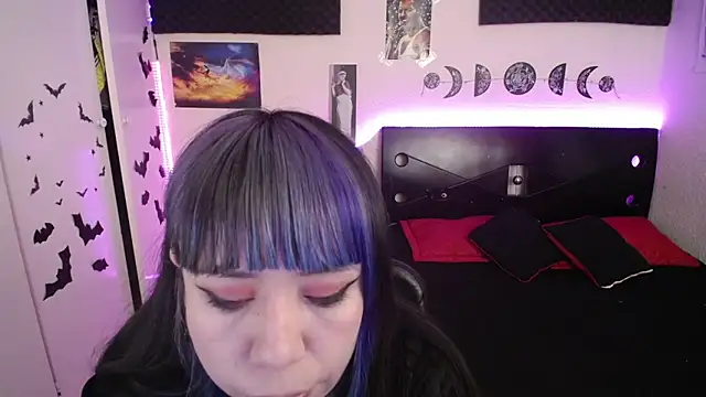 Snapshot of _dhalia1_ chatting on January 22, 8:28 pm dhalia1 online show from January 22, 8:28 pm