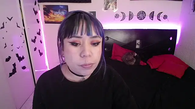 Snapshot of _dhalia1_ chatting on January 24, 8:22 pm dhalia1 online show from January 24, 8:22 pm