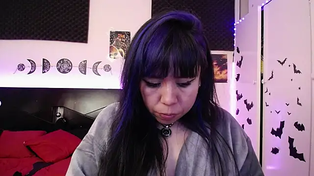 Snapshot of _dhalia1_ chatting on February 8, 2:58 am dhalia1 online show from February 8, 2:58 am