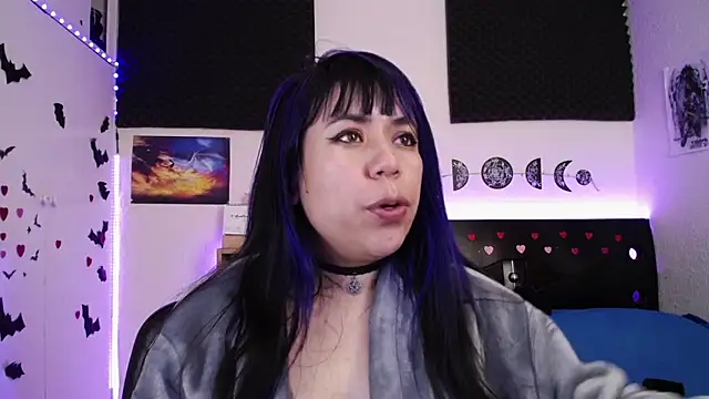 Snapshot of _dhalia1_ chatting on February 25, 2:47 am dhalia1 online show from February 25, 2:47 am