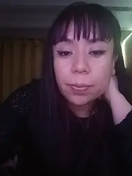 Snapshot of _dhalia1_ chatting on July 10, 1:43 am dhalia1 online show from July 10, 1:43 am