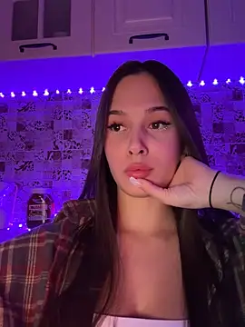 EricaWalls online show from January 23, 6:14 pm