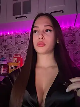 EricaWalls online show from March 3, 4:14 pm